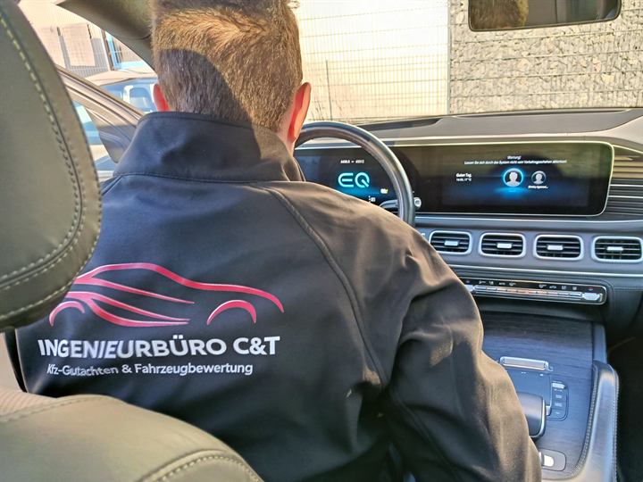 Fahrzeugbewertung für Verkauf, Leasingrückgabe und Oldtimer