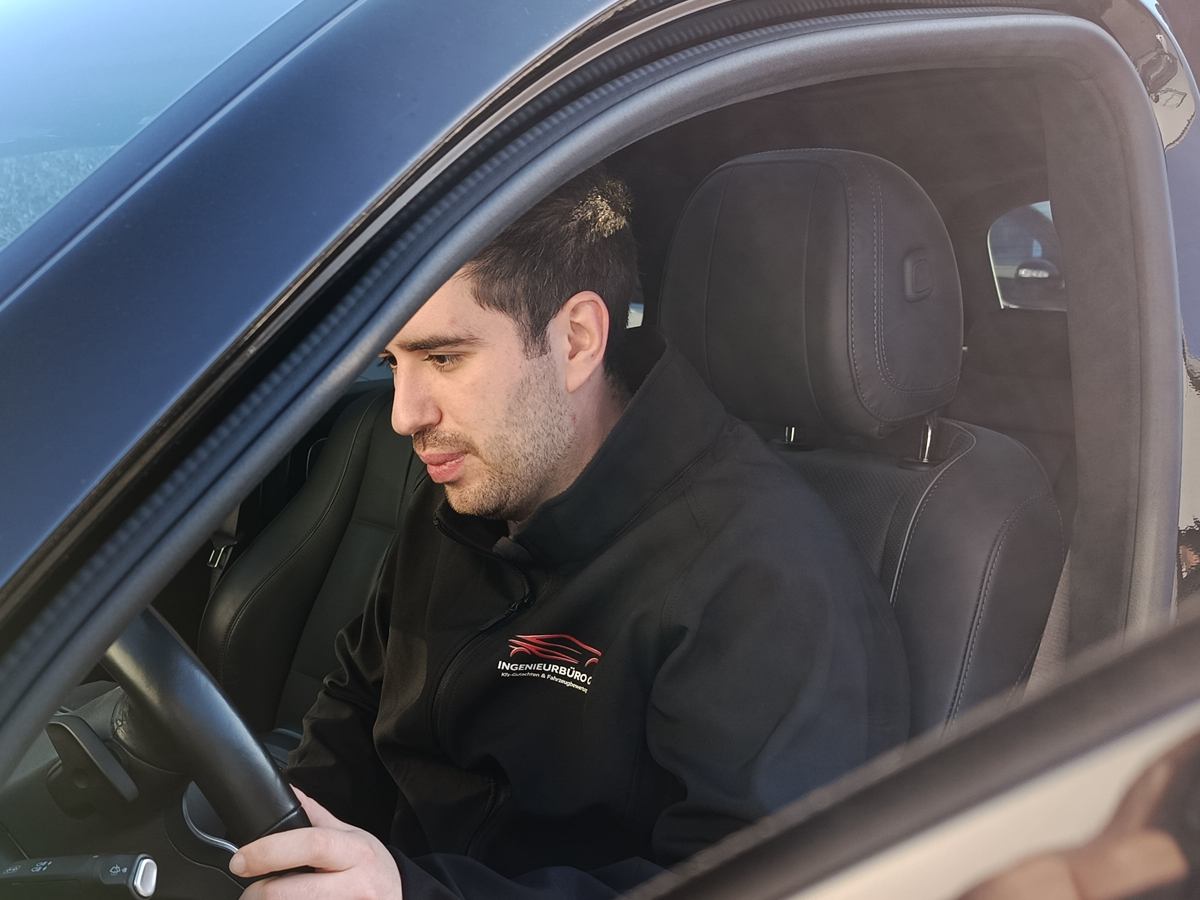 Bugra Tamer, Kfz-Sachverständiger beim Ingenieurbüro C&T